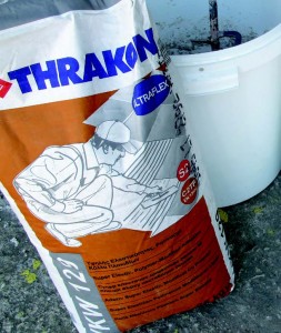 kollisi-plakidion-se-yfistameno-plakaki.6.1