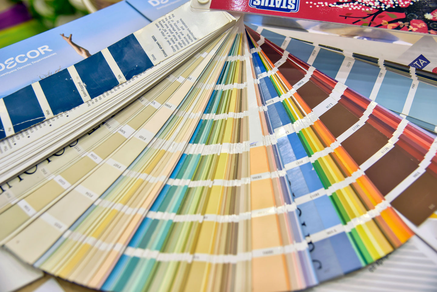 Συστήματα Χρωματισμού STATUS